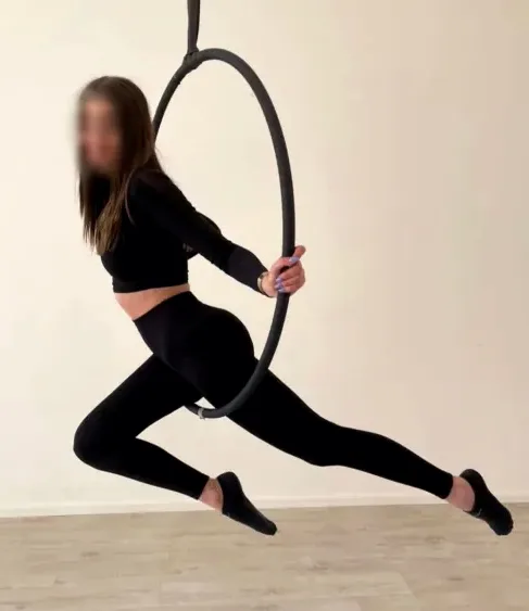 Chaima, 25