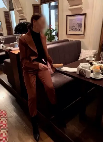 Emma, 39