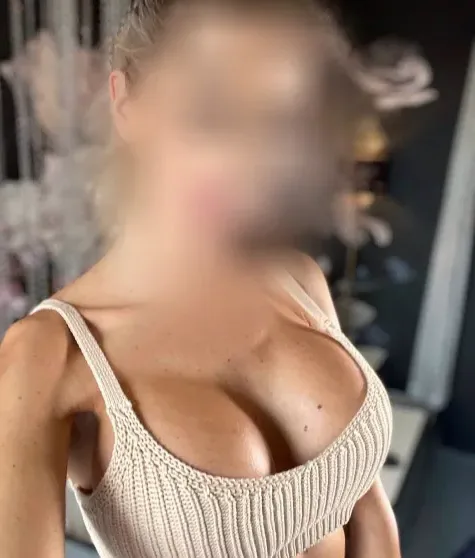 Linda, 36