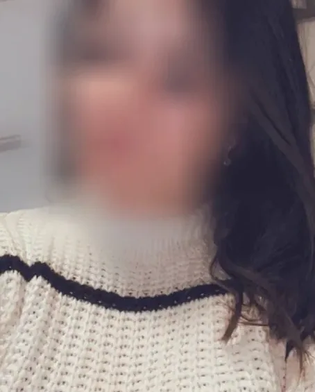 Nathalie, 31