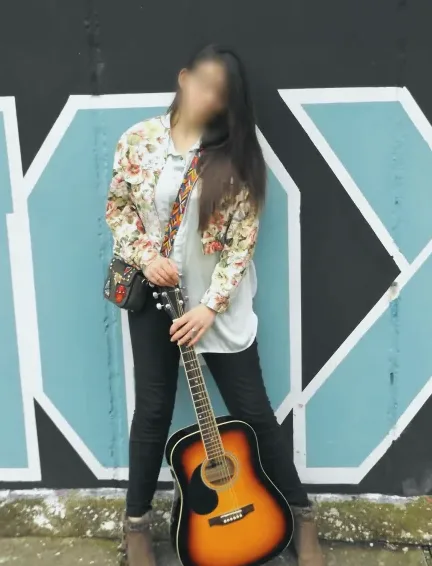 Nikki, 30