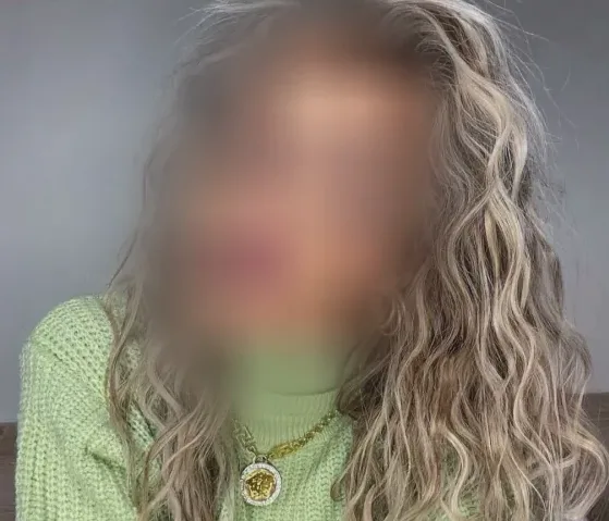 Sofie, 35